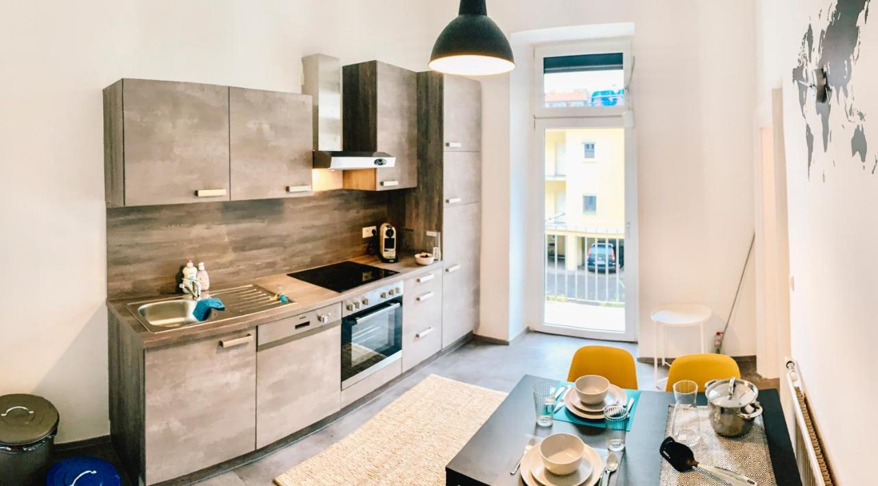 Contemporary City Apartment - By Nahuen Suites Graz Luaran gambar