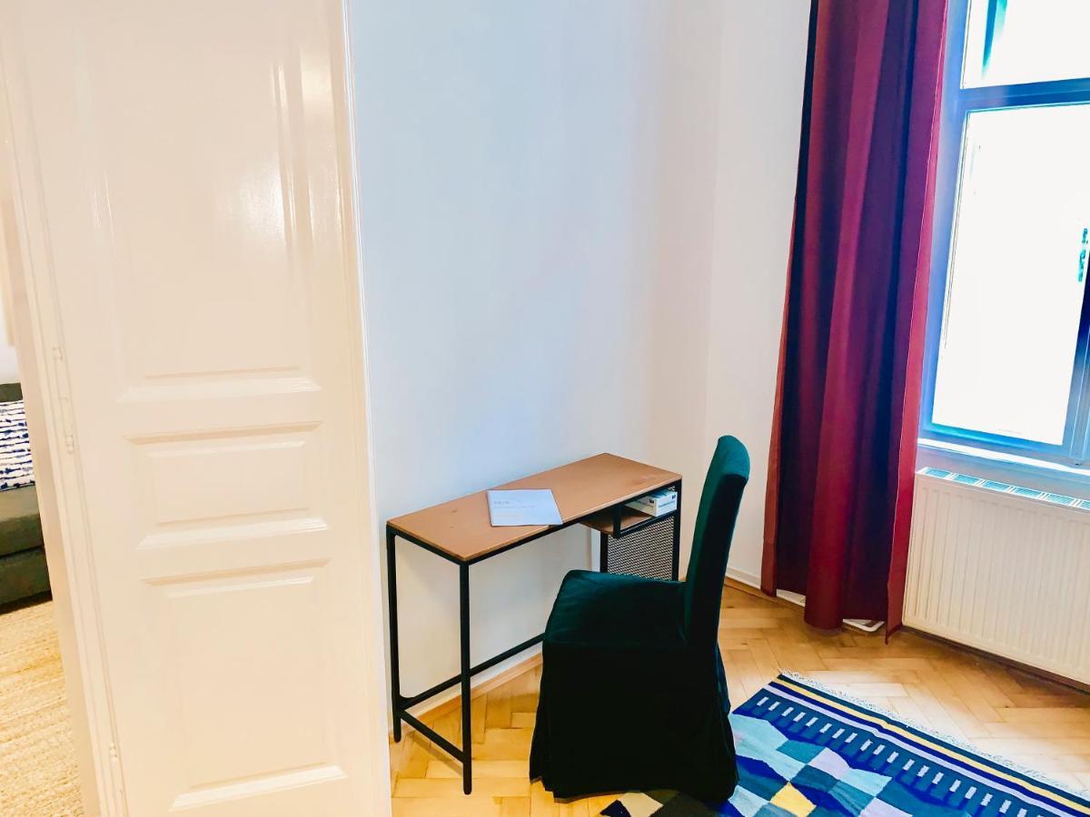 Contemporary City Apartment - By Nahuen Suites Graz Luaran gambar